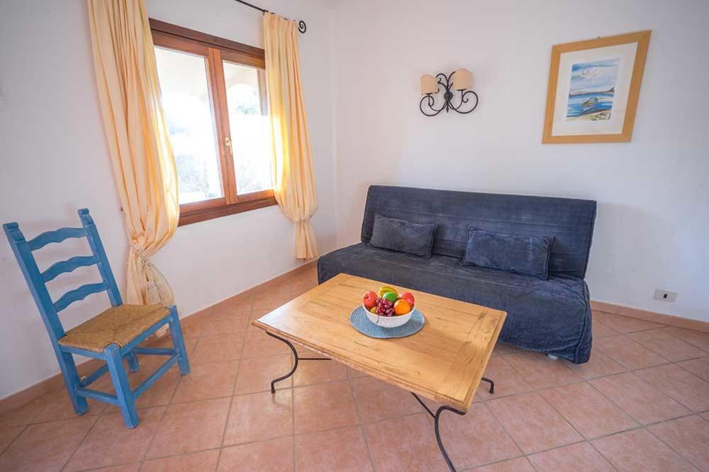 Residence Baia Sant Anna Con Piscina Tanaunella Extérieur photo