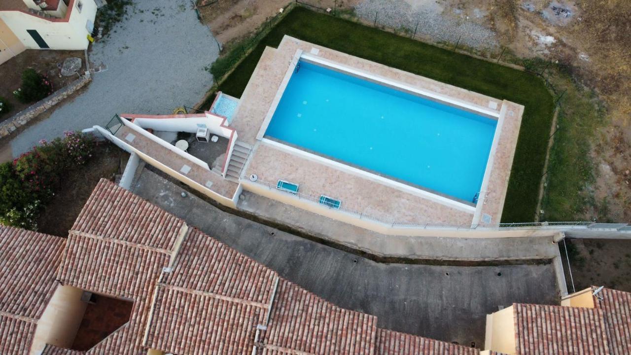 Residence Baia Sant Anna Con Piscina Tanaunella Extérieur photo