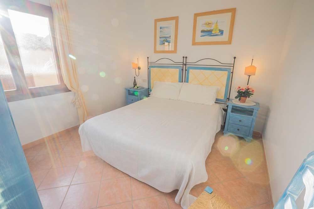 Residence Baia Sant Anna Con Piscina Tanaunella Extérieur photo